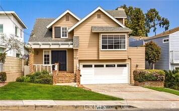 Building Photo - 513 W Avenida De Los Lobos Marinos
