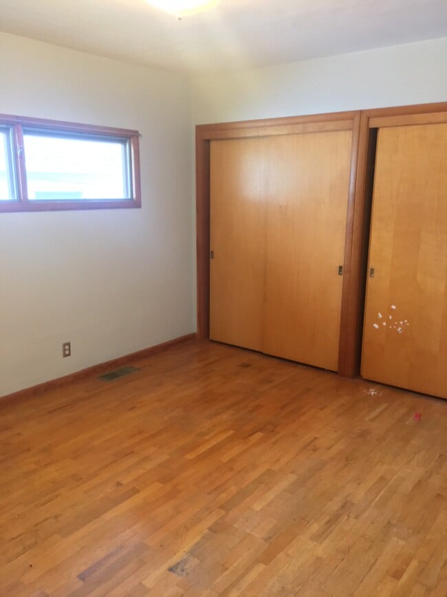 Bedroom 2 - 1608 S. Walnut St.