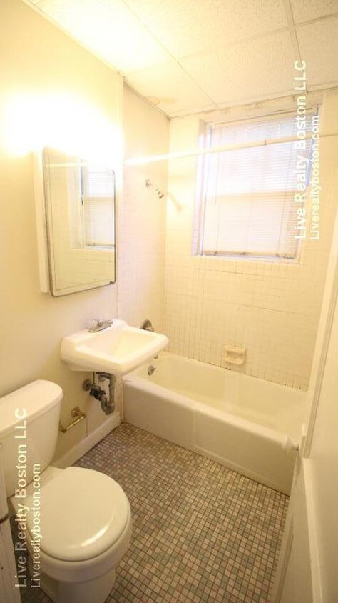 Foto del edificio - 40 Mount Hood Rd