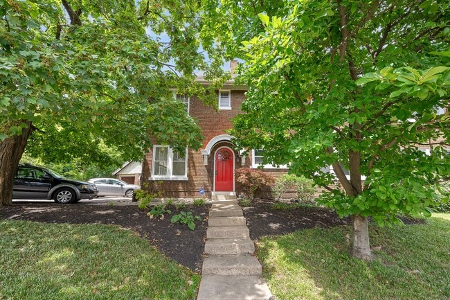 Photo - 505-507 W McMillan Apartment