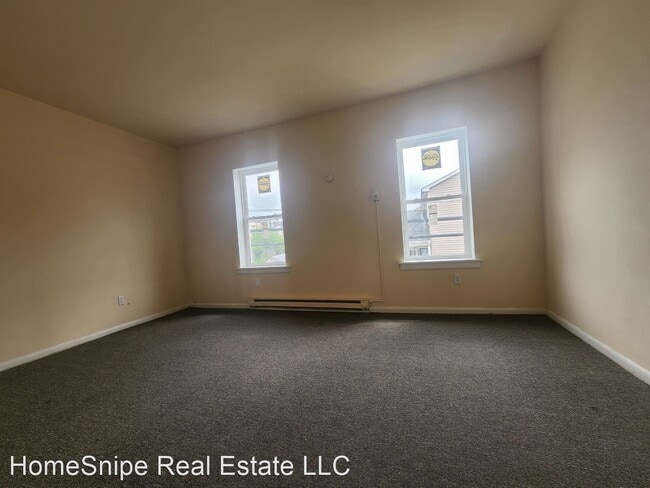 Building Photo - 3 br, 1 bath House - 430 N Penn St