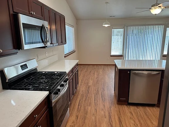 Foto del edificio - 7018 180th Ave E