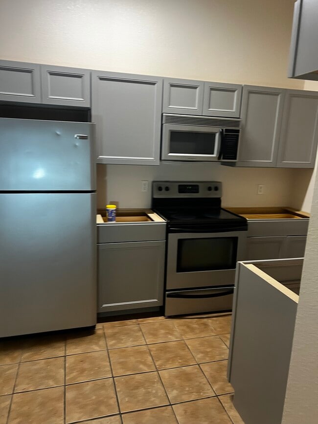 Building Photo - 211 Willey St