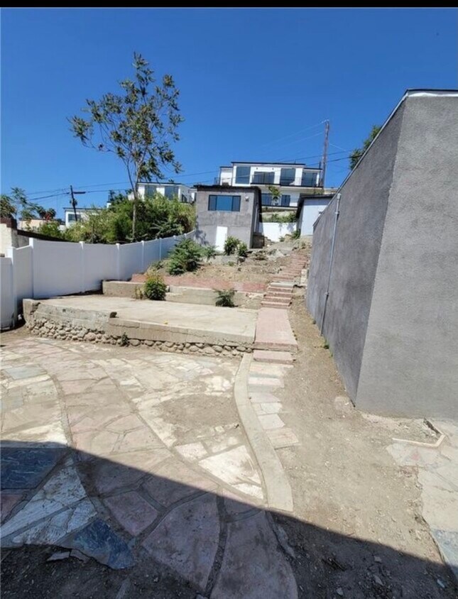 4027 Portola Ave Unit B, Los Angeles, CA 90032 Apartments in Los Angeles, CA