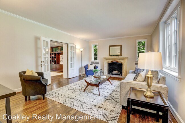 Building Photo - 3 br, 3.5 bath House - 5204 Abingdon Rd