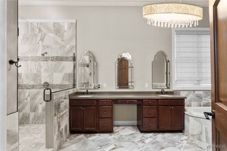 Building Photo - 9743 Cobblestone Dr