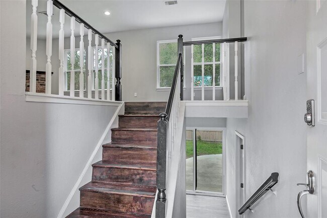 Foto del edificio - 9 Hasting Oak Ct