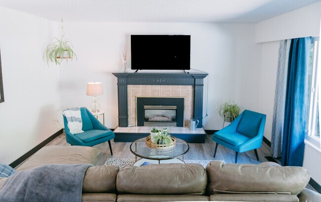 Photo du bâtiment - Spacious 3-Bedroom Main Floor in Langley
