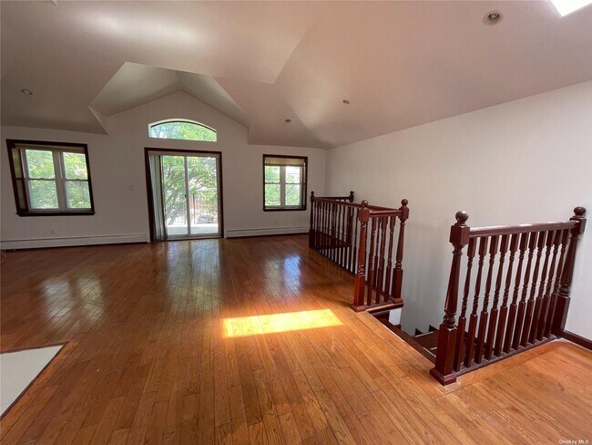 Foto del edificio - 149-44 Delaware Ave