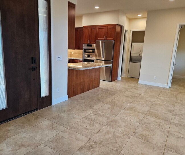 Foto del edificio - Brand New 2-bedroom Home in Wailuku Countr...