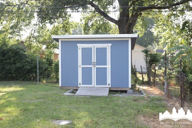 Foto del edificio - 922 Garland St