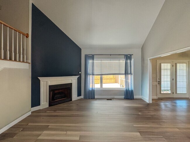 Foto del edificio - Well-Maintained 4 Bed 2.5 Bath Home with a Pool
