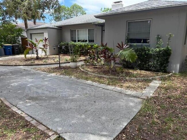 Photo - 1528 Cleveland St House