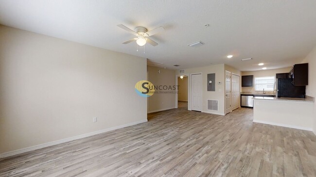 Building Photo - 9137 N Mendoza Way