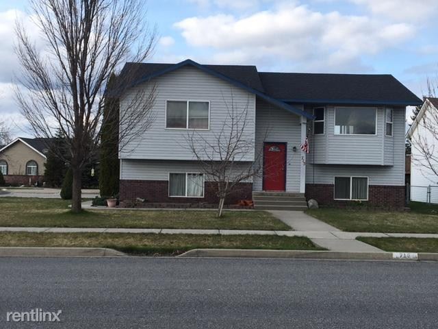 Primary Photo - 715 E Bogie Dr