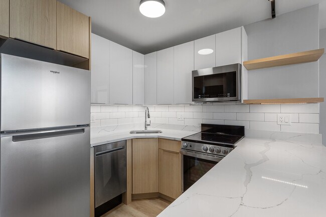 Foto del edificio - 6166 N Sheridan Rd