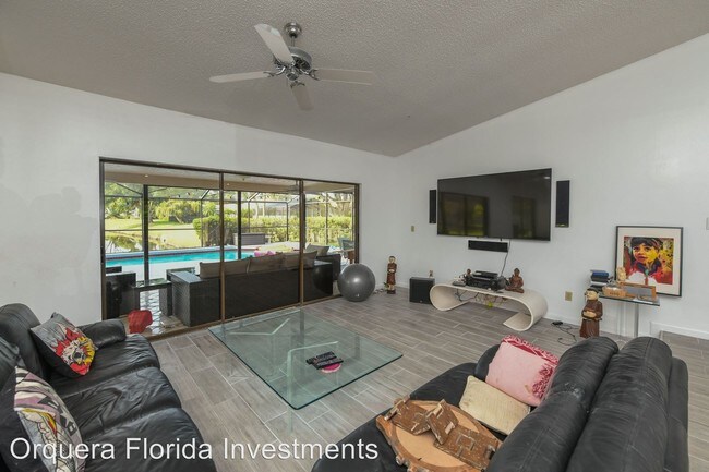 Foto del edificio - 3 br, 3 bath House - 5712 Timber Lake Circle