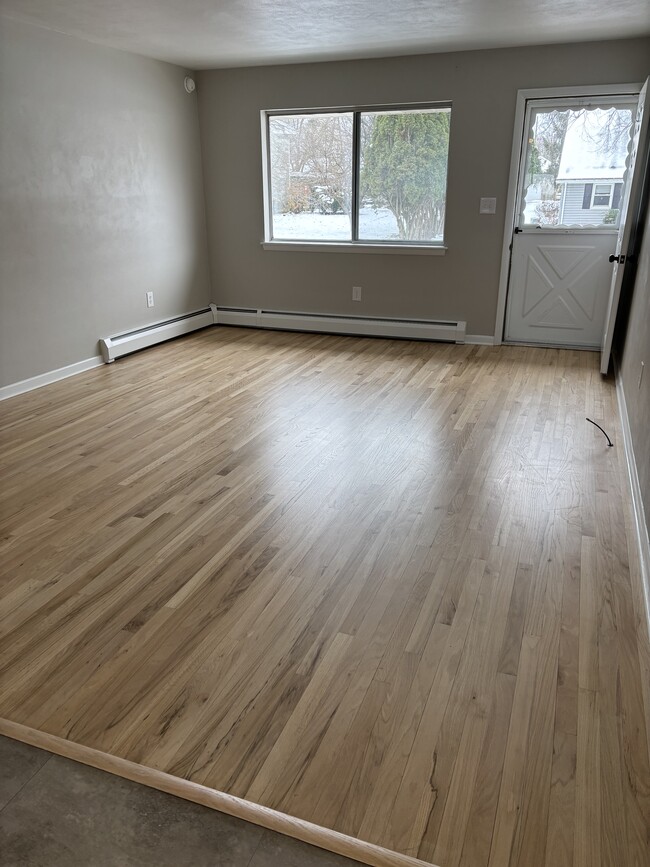 Building Photo - 506 S Franklin St