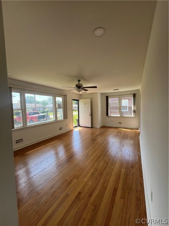 Foto del edificio - 5620 Heywood Rd