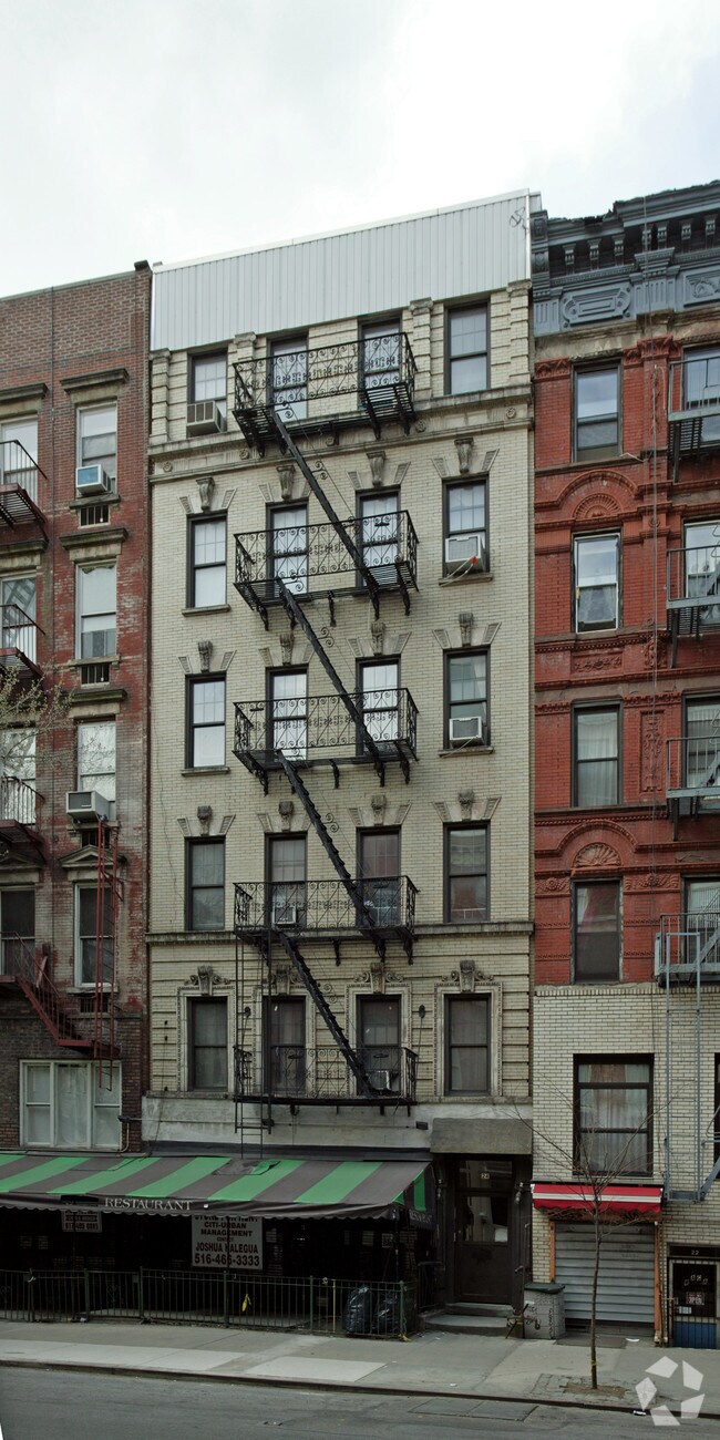 Primary Photo - 24 Saint Marks Pl