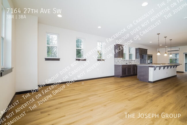 Foto del edificio - 7164 27th Ave SW