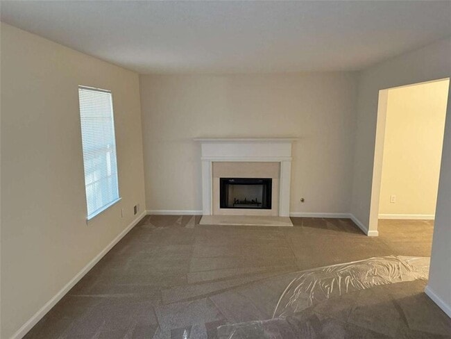Building Photo - 228 Solomon Dr