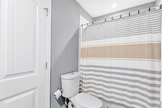 Building Photo - 1746 Cloister Dr