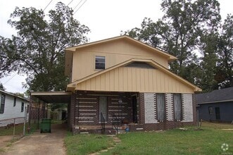 Building Photo - 1315 Bragg St