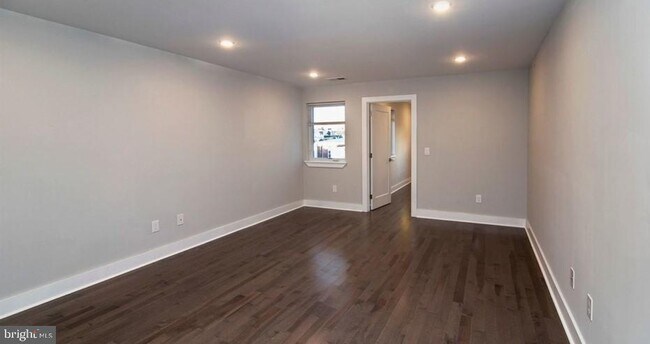 Foto del edificio - 5334-36 Cedar Ave