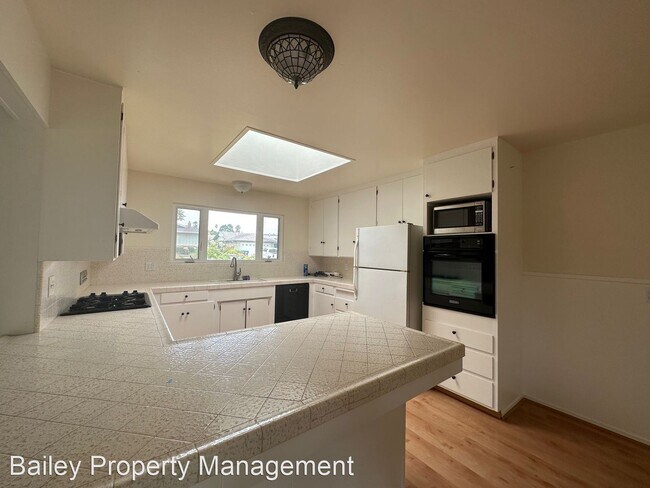 Foto del edificio - 3 br, 2 bath House - 21 Karen Drive