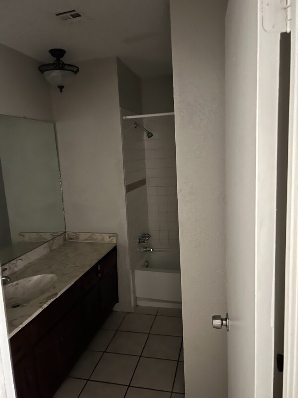 Foto del edificio - 12311 Wycliff Ln