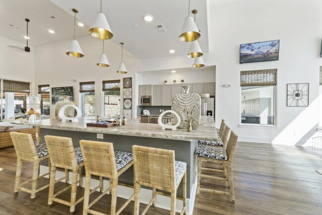 Foto del edificio - 690 Hillside Terrace