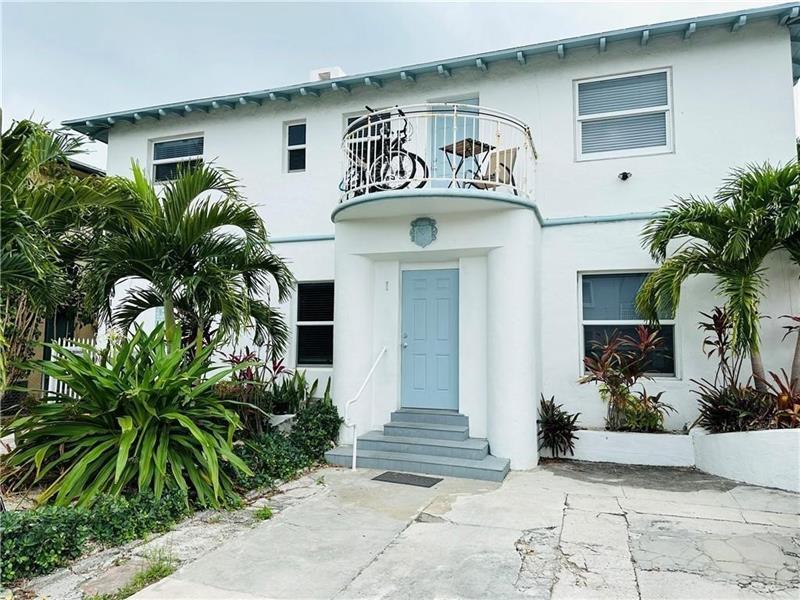 Primary Photo - 7910 Abbott Ave