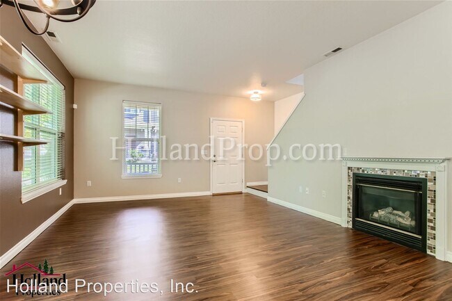 Foto del edificio - 2 br, 2.5 bath House - 656 NW Brookhill Lane