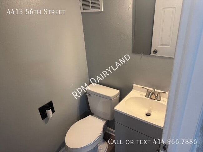 Foto del edificio - 4413 56th St