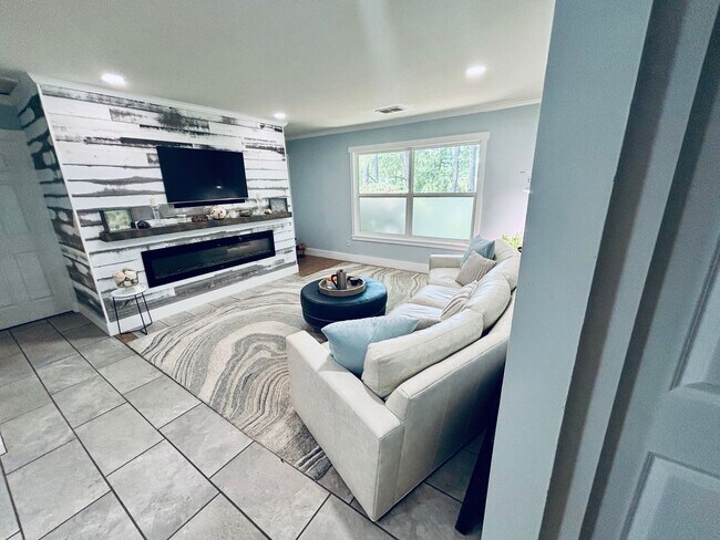 Foto del edificio - 2 Bedroom, 2 Bathroom Condo in Woodscape -...