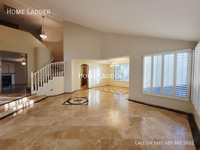 Foto del edificio - 4027 E Kirkland Rd