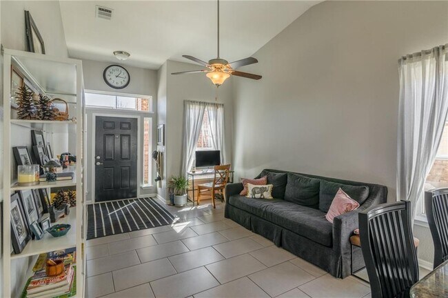 Foto del edificio - 3451 Mayfield Ranch Blvd