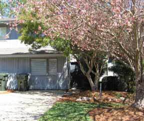 Primary Photo - 3 bedroom / 2.5 bathroom ~ Townhome in Hun...