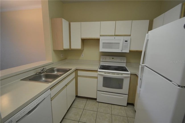 Building Photo - 2674 Robert Trent Jones Dr