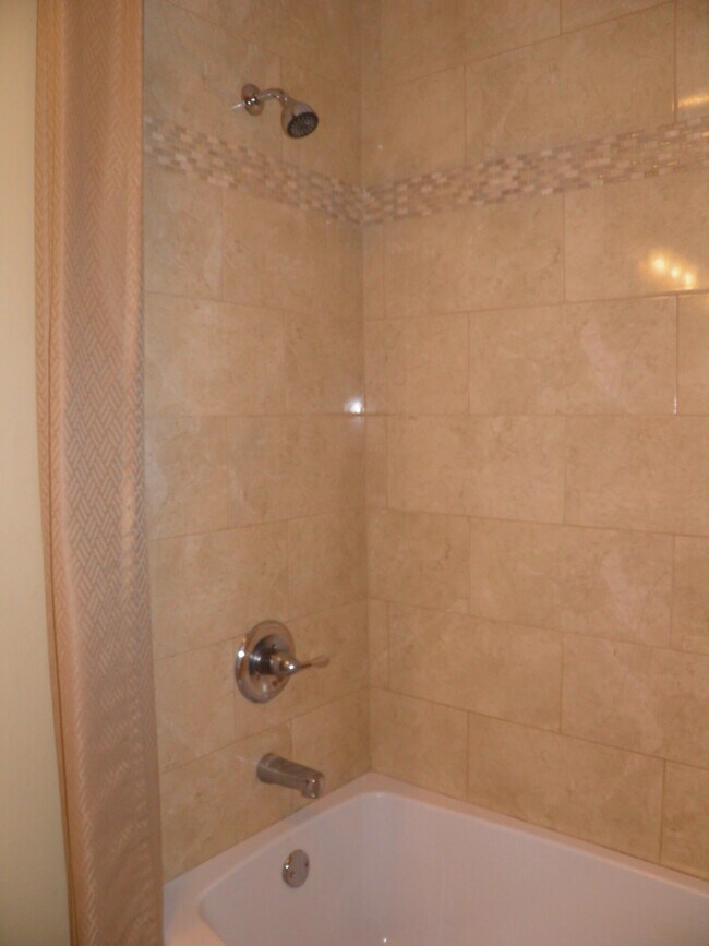 Building Photo - 544 Pocahontas Dr