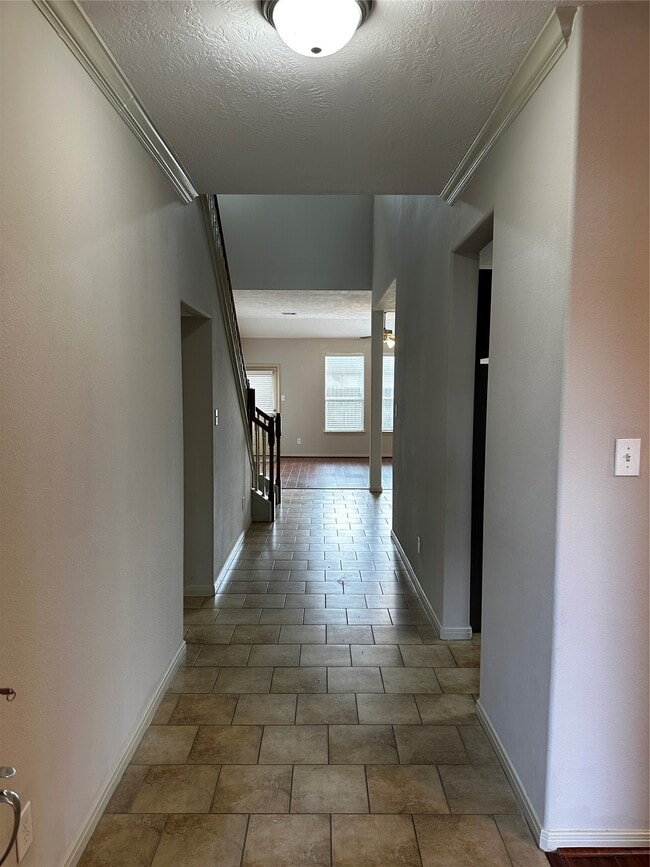 Building Photo - 25110 Ginger Ranch Dr