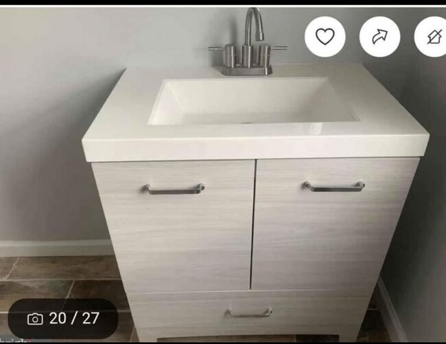 Photo - 119 S Academy St House