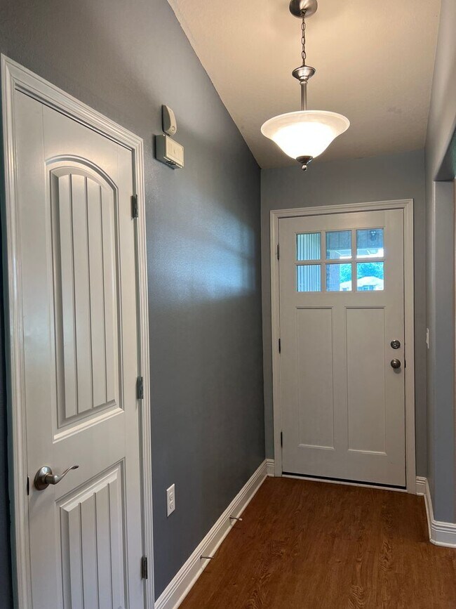 Foto del edificio - Great 3 Bedroom Home