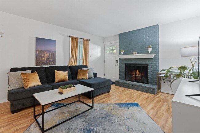 Foto del edificio - 2603 Parker Ln