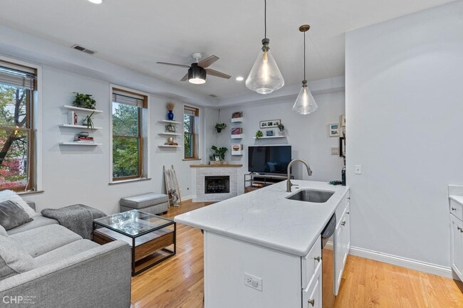 Foto del edificio - 1500 W Ohio St