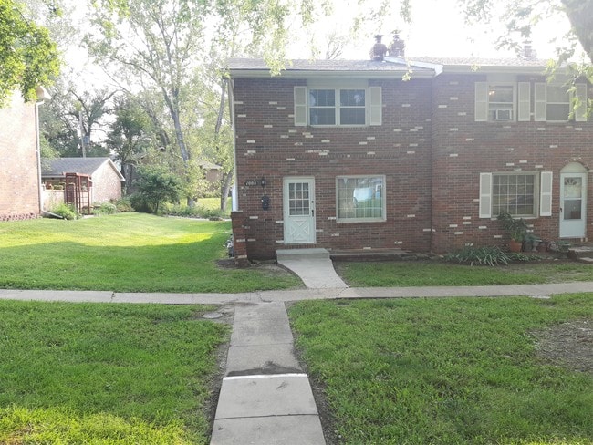 Building Photo - 1008 Jana Dr