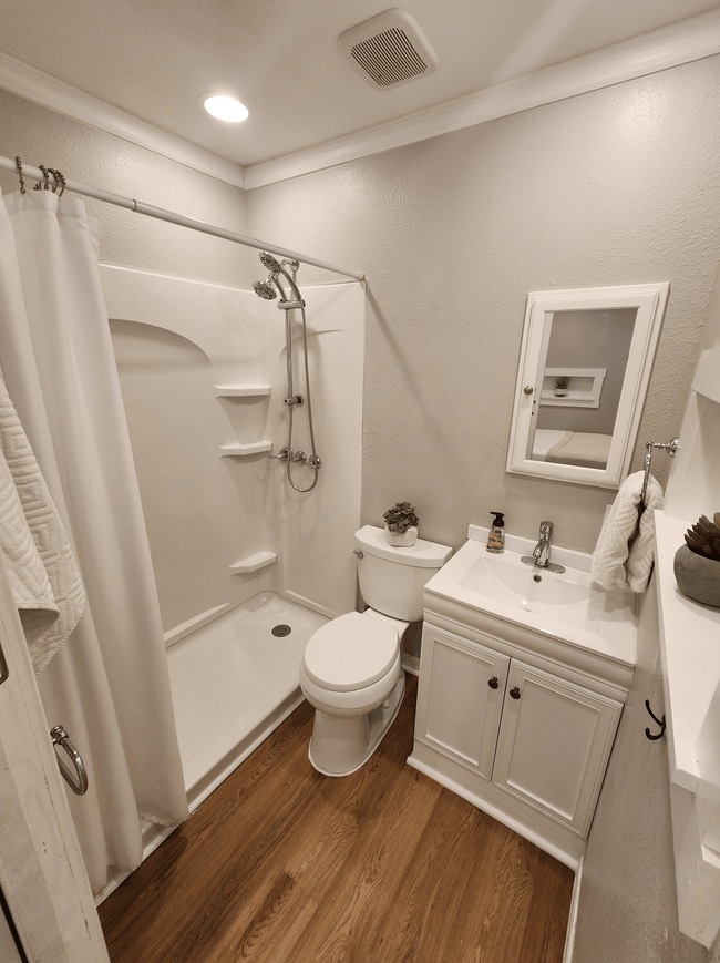 Foto del edificio - 490 E Stanford St