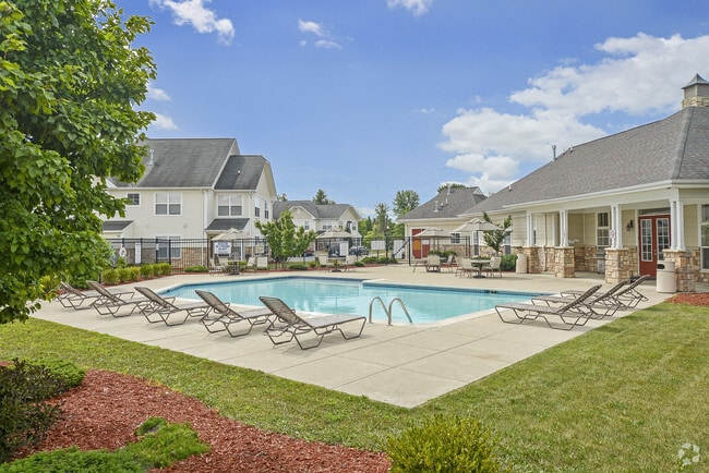 Building Photo - Preston Pointe at Brownstown