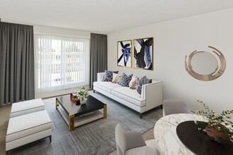 Building Photo - Northwest Pointe
